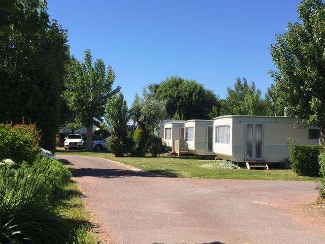 Camping Phare Ouest Saint-Denis-dʼOléron Exterior foto